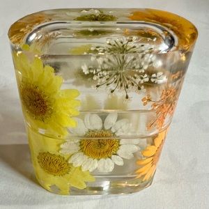 AirPod Case with Pressed Flowers